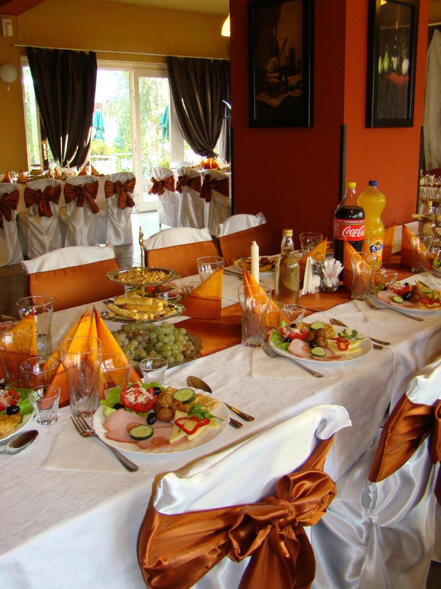 Lazar Pension & Restaurant Gheorgheni  Buitenkant foto